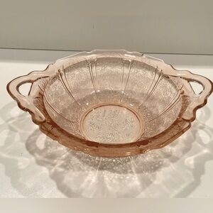 VTG Jeannette Glass “Cherry Blossom” Pink Depression Glass Serving Bowl.